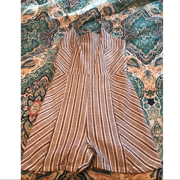 Olive & Oak new without tags blue white romper! - Picture 4 of 6